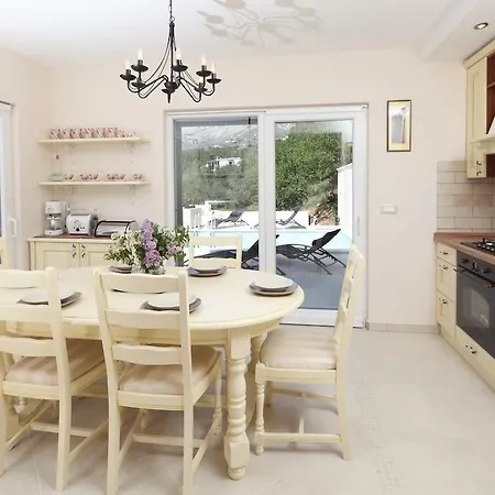 Filip Spa & Relax Villa *